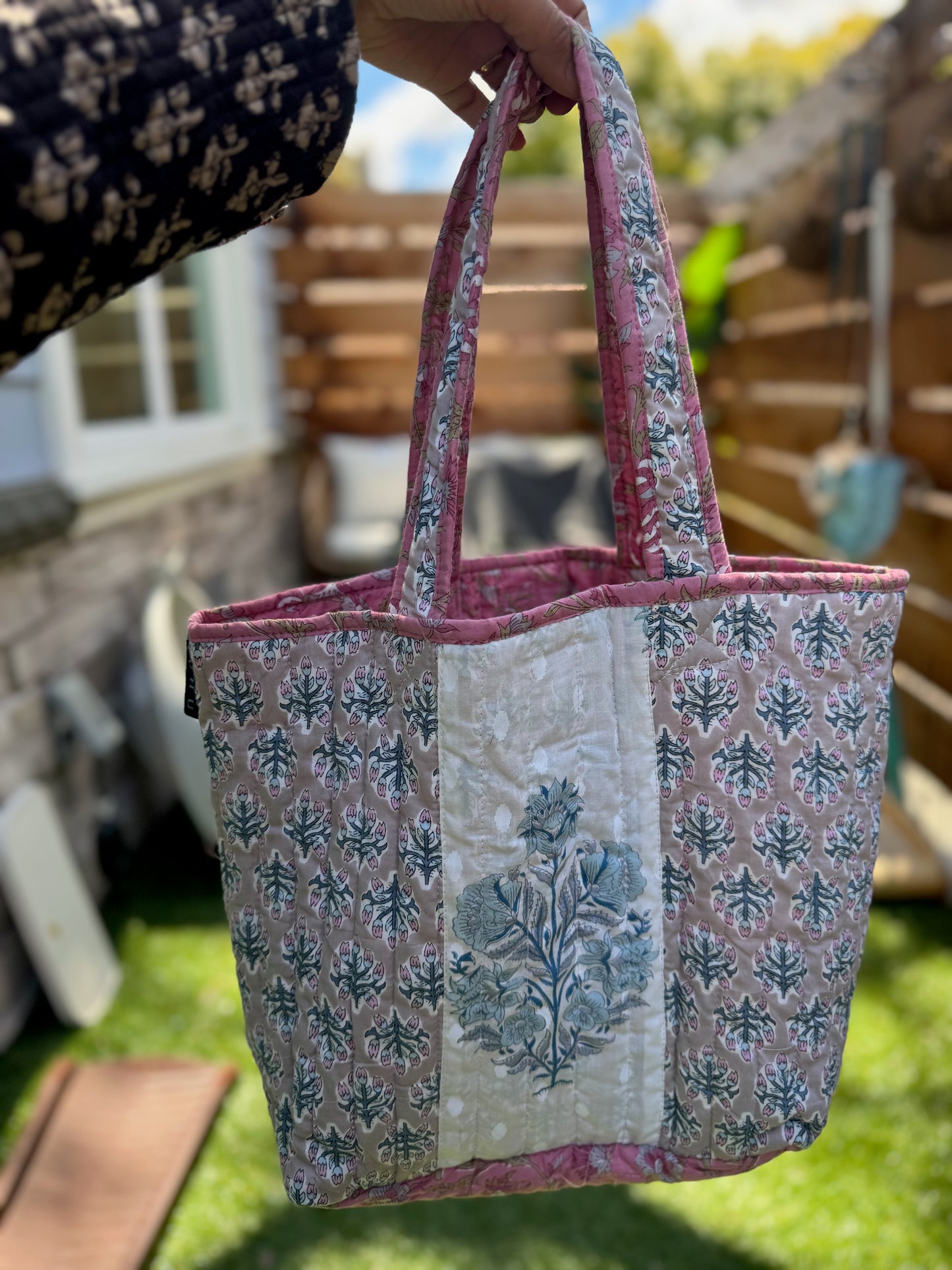Rooh Quilted Bag